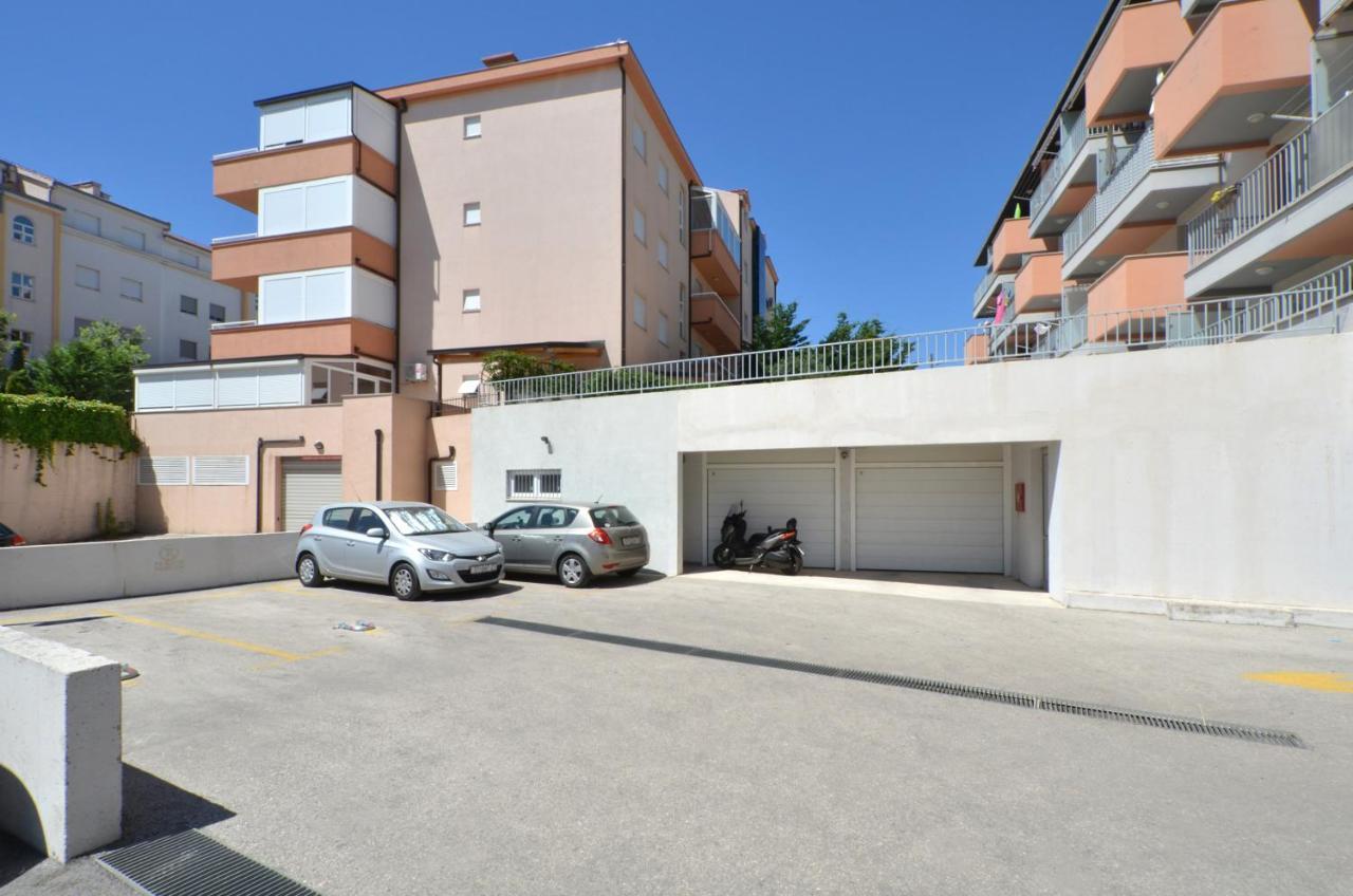 Apartment Luka Сплит Екстериор снимка