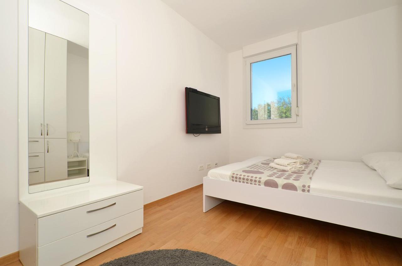 Apartment Luka Сплит Екстериор снимка