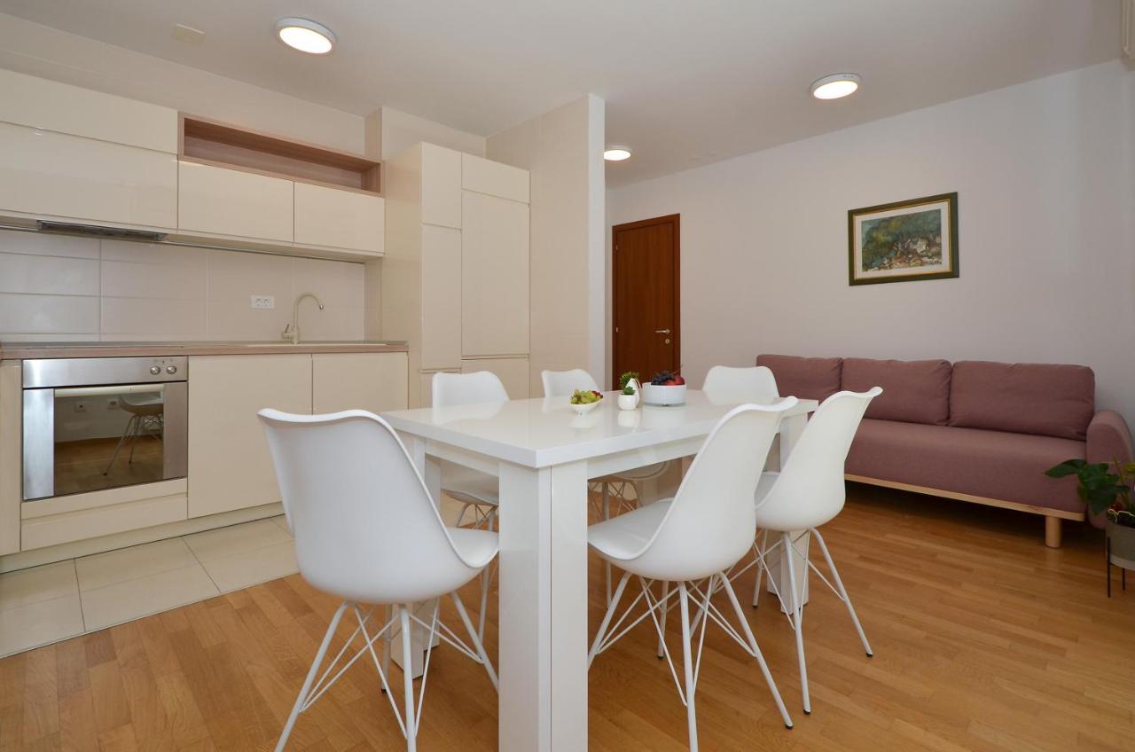 Apartment Luka Сплит Екстериор снимка