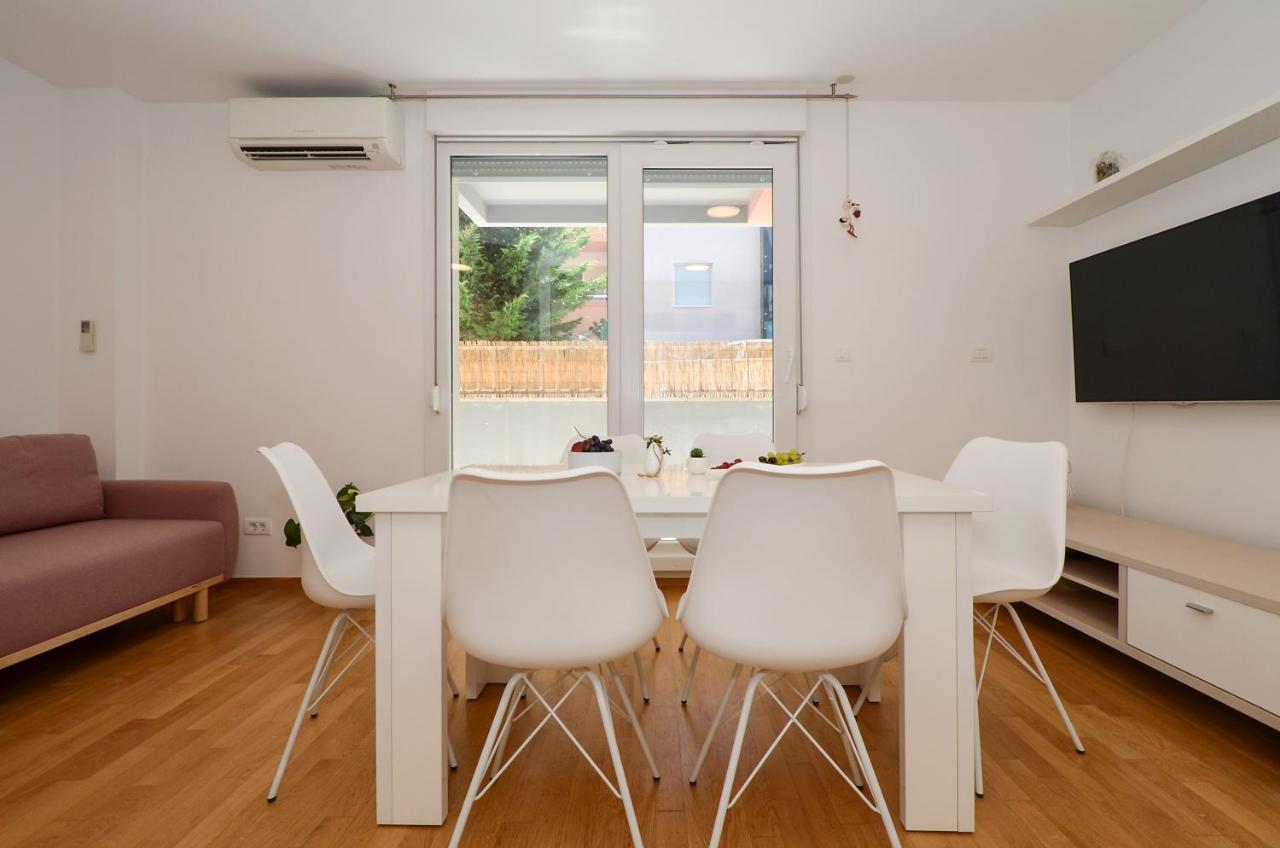 Apartment Luka Сплит Екстериор снимка