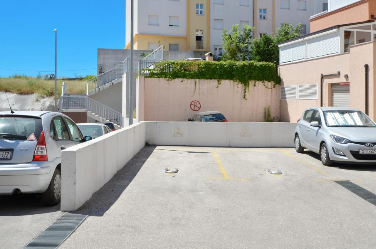Apartment Luka Сплит Екстериор снимка