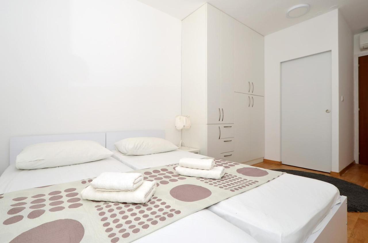 Apartment Luka Сплит Екстериор снимка