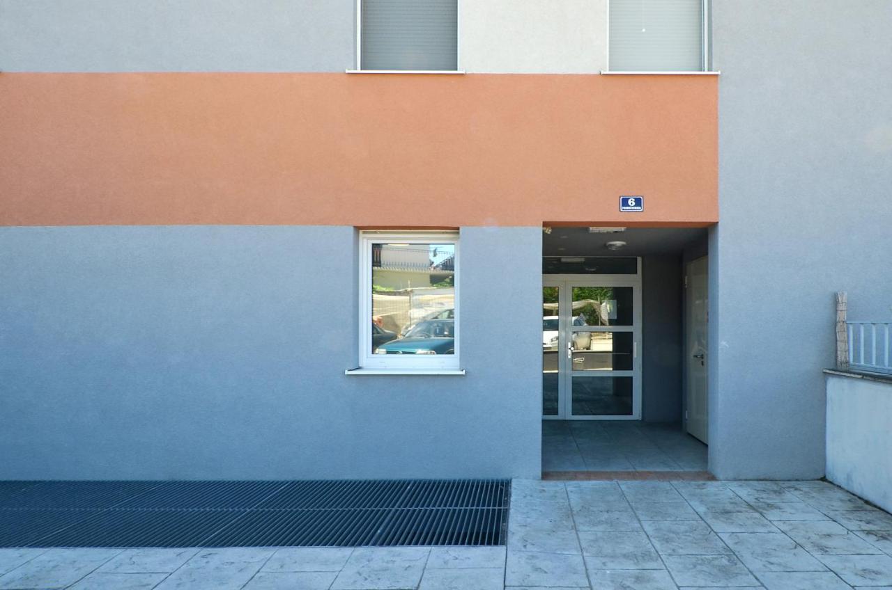 Apartment Luka Сплит Екстериор снимка