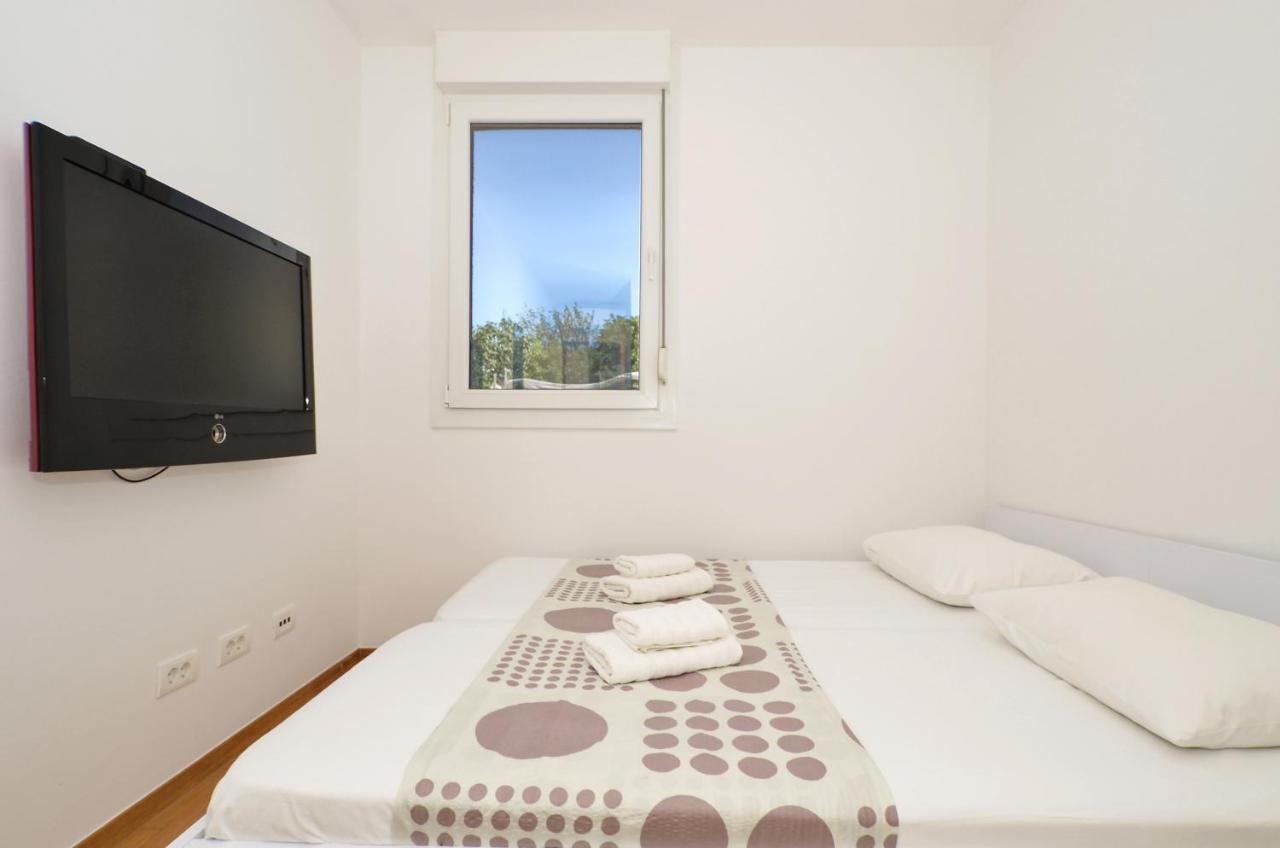 Apartment Luka Сплит Екстериор снимка